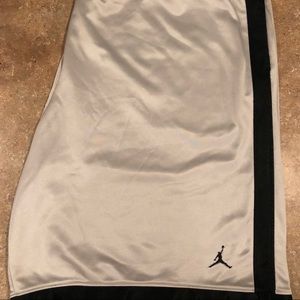 MEN’S JORDAN SHORTS